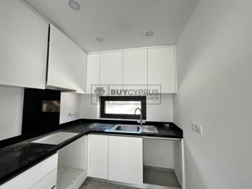 Detached Villa For Sale  in  Chlorakas