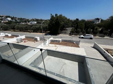Detached Villa For Sale  in  Chlorakas