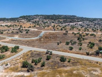 Residential Land  For Sale  in  Peyia