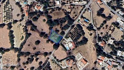 Residential Land  For Sale  in  Polemi