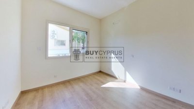 Apartment For Sale  in  Zakaki