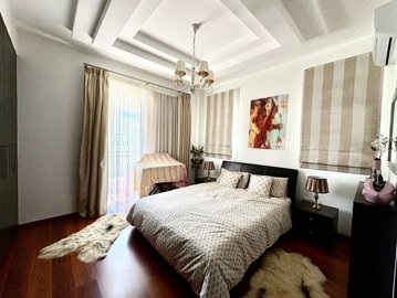 IMG-10290-10290-12