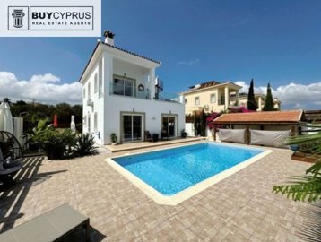 Detached Villa For Sale  in  Neo Chorio