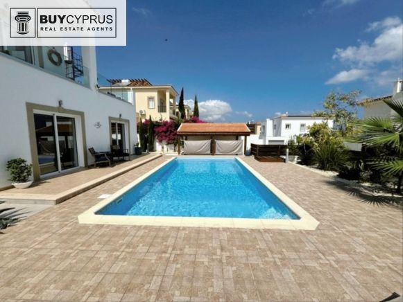 Image No.26-3 Bed Villa for sale