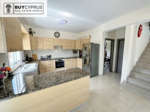 Image No.8-3 Bed Villa for sale