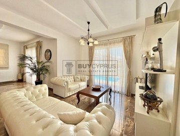 Detached Villa For Sale  in  Peyia