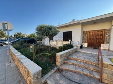 Detached Villa For Sale  in  Chlorakas