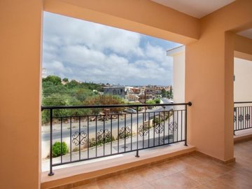 Apartment For Sale  in  Chlorakas