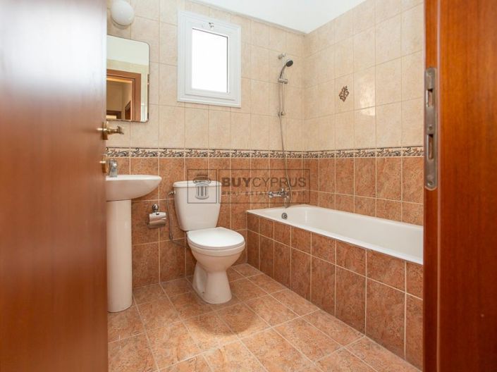 Image No.18-2 Bed Apartment for sale