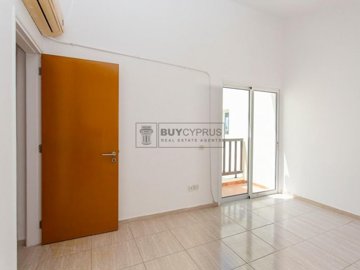 Detached Villa For Sale  in  Chlorakas