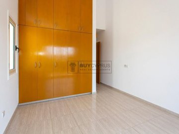 Detached Villa For Sale  in  Chlorakas