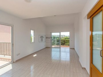 Detached Villa For Sale  in  Chlorakas