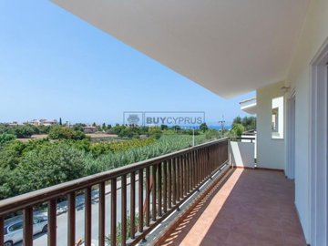 Detached Villa For Sale  in  Chlorakas
