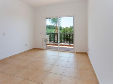 Town House For Sale  in  Chlorakas