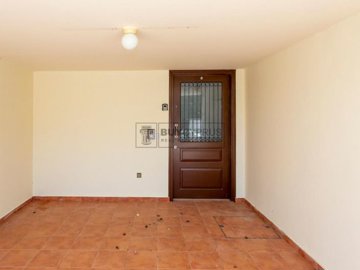 Town House For Sale  in  Chlorakas