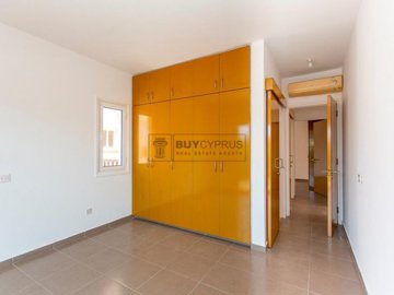 Town House For Sale  in  Chlorakas