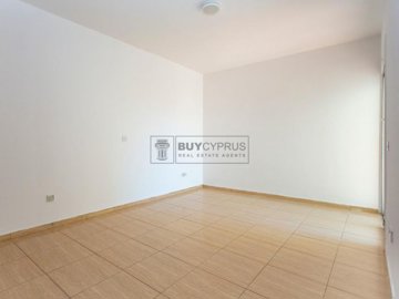 Town House For Sale  in  Chlorakas