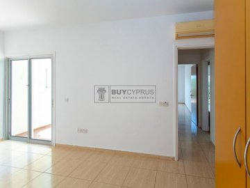 Town House For Sale  in  Chlorakas