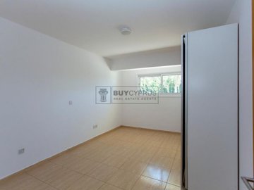 Town House For Sale  in  Chlorakas