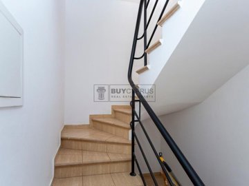 Town House For Sale  in  Chlorakas