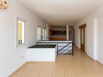 Town House For Sale  in  Chlorakas