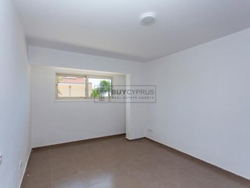 Town House For Sale  in  Chlorakas