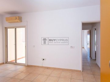 Town House For Sale  in  Chlorakas