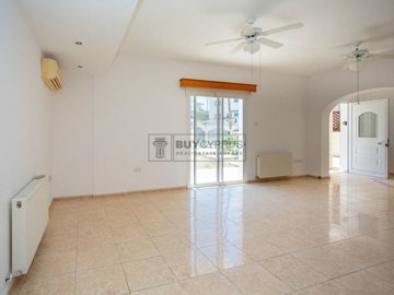 Detached Villa For Sale  in  Argaka