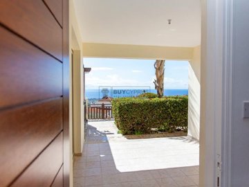 Apartment For Sale  in  Peyia