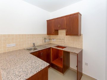 Apartment For Sale  in  Peyia