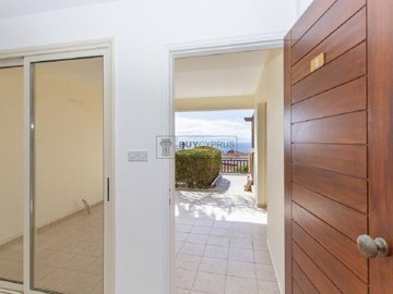 Apartment For Sale  in  Peyia