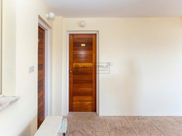 Apartment For Sale  in  Peyia