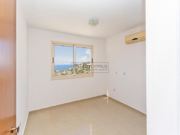 Apartment For Sale  in  Peyia