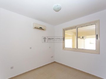 Apartment For Sale  in  Peyia