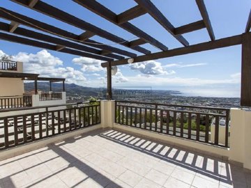 Apartment For Sale  in  Peyia