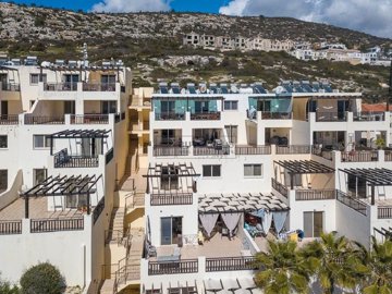 Apartment For Sale  in  Peyia
