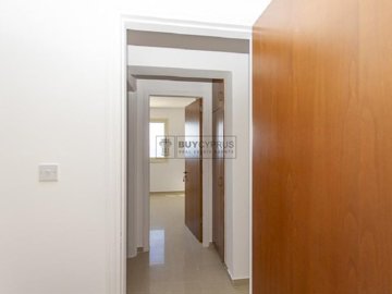 Apartment For Sale  in  Peyia
