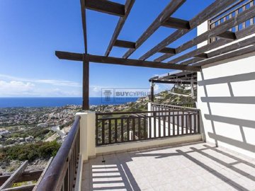 Apartment For Sale  in  Peyia