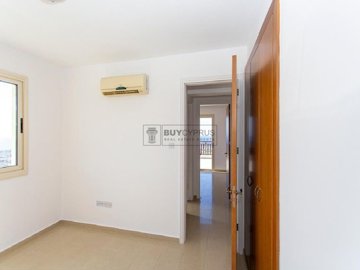 Apartment For Sale  in  Peyia