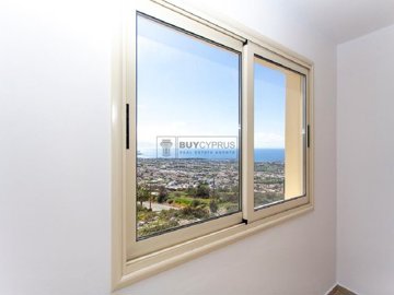 Apartment For Sale  in  Peyia