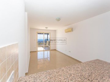 Apartment For Sale  in  Peyia