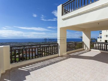 Apartment For Sale  in  Peyia