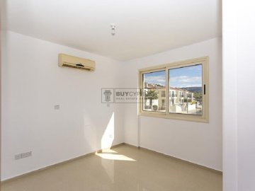 Apartment For Sale  in  Peyia