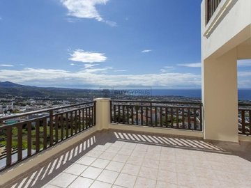 Apartment For Sale  in  Peyia
