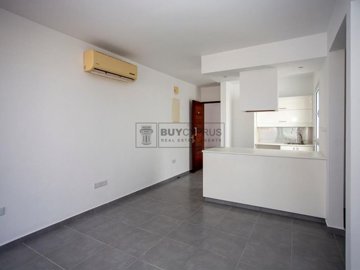 Apartment For Sale  in  Peyia