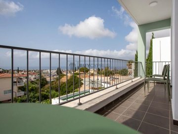 Apartment For Sale  in  Peyia