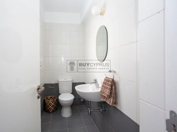 Apartment For Sale  in  Peyia