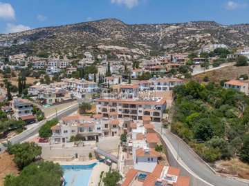 Apartment For Sale  in  Peyia