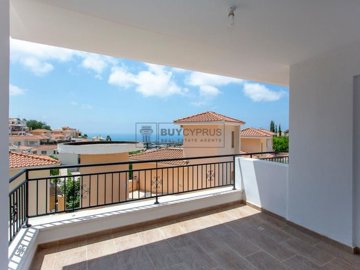 Apartment For Sale  in  Peyia