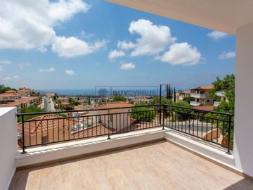 Apartment For Sale  in  Peyia